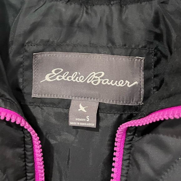 Eddie Bauer women’s S winter coat with removable inner coat. Black and pink - Picture 2 of 5